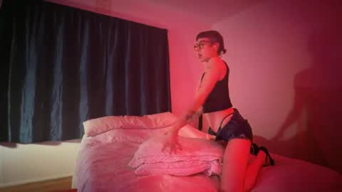 Snapshot of natalie6vmu chatting on July 5, 6:42 am Natalie Six online show from July 5, 6:42 am