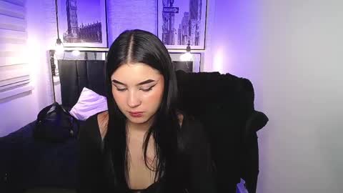 Snapshot of natalie_loffreda chatting on April 24, 8:33 pm natalie online show from April 24, 8:33 pm