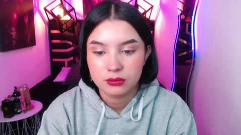 Snapshot of natalie_loffreda chatting on April 30, 8:15 pm natalie online show from April 30, 8:15 pm