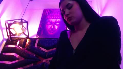 Snapshot of natalie_loffreda chatting on May 23, 12:16 am natalie online show from May 23, 12:16 am