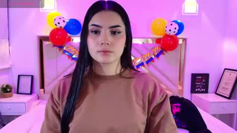 Snapshot of natalie_loffreda chatting on July 1, 7:46 pm natalie online show from July 1, 7:46 pm