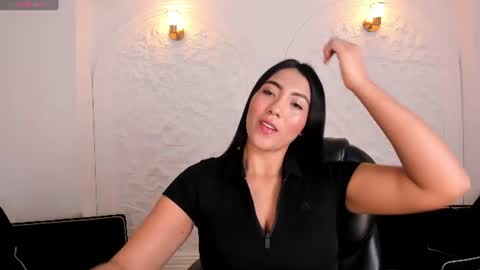Snapshot of natalielewis_ chatting on June 21, 11:46 am Natalie Lewis online show from June 21, 11:46 am