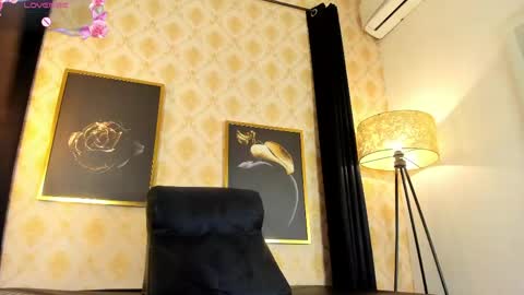 NATALIE online show from April 15, 1:29 pm