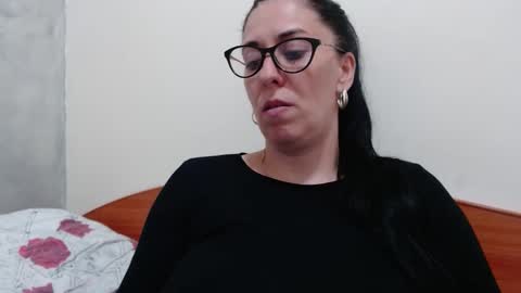 Snapshot of natally565656 chatting on April 17, 12:52 pm natally online show from April 17, 12:52 pm