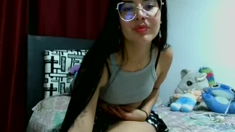 Snapshot of nataly_2908 chatting on June 25, 4:01 am nataly_2908 online show from June 25, 4:01 am