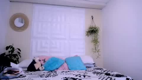 Snapshot of nataly_mcry chatting on June 11, 6:50 pm NATALY online show from June 11, 6:50 pm