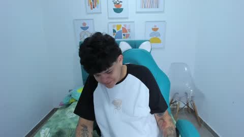 Snapshot of nataly_secret chatting on June 6, 11:37 am nataly_secret online show from June 6, 11:37 am