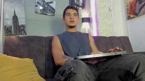 natan_77 online show from November 3, 3:41 am