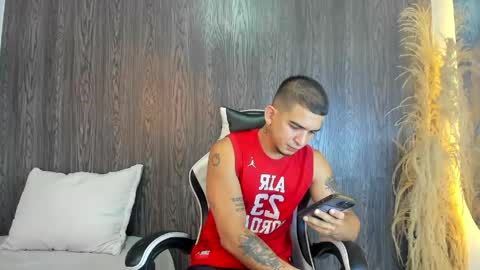 natan_77 online show from April 25, 10:51 am