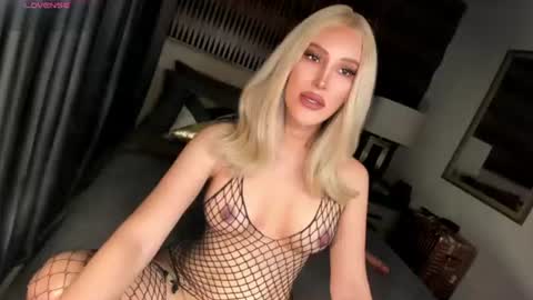 Natasha online show from June 10, 2:56 am