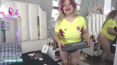 Snapshot of natasha_699 chatting on July 3, 10:49 pm Natasha online show from July 3, 10:49 pm