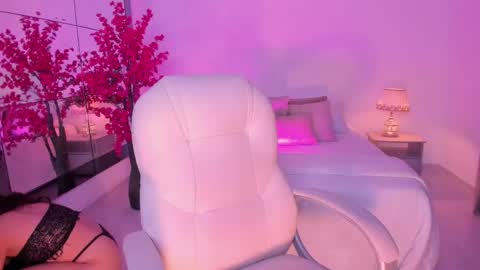 Snapshot of natasha_aniston1 chatting on April 23, 3:19 am Natasha aniston1 online show from April 23, 3:19 am
