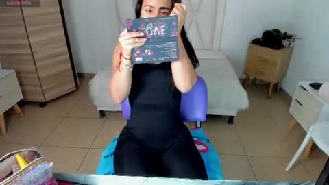 Snapshot of natasha_bernett chatting on July 22, 2:42 pm Natasha Bernett online show from July 22, 2:42 pm
