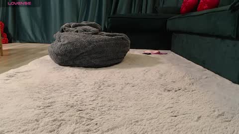 Naty  online show from April 2, 8:17 pm