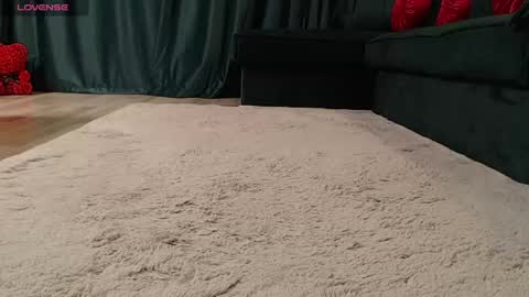 Naty  online show from April 17, 8:45 pm