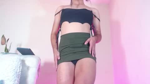 Snapshot of natasha_jm chatting on February 1, 12:09 am Natasha online show from February 1, 12:09 am