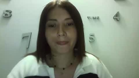 Snapshot of natasha_kein chatting on May 1, 5:45 am natalia online show from May 1, 5:45 am
