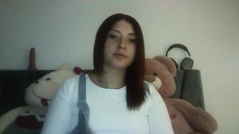Snapshot of natasha_kein chatting on May 10, 10:26 pm natalia online show from May 10, 10:26 pm