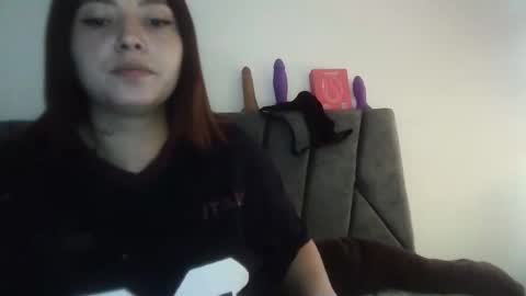 Snapshot of natasha_kein chatting on May 15, 5:53 pm natalia online show from May 15, 5:53 pm