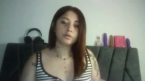 Snapshot of natasha_kein chatting on May 28, 9:45 pm natalia online show from May 28, 9:45 pm