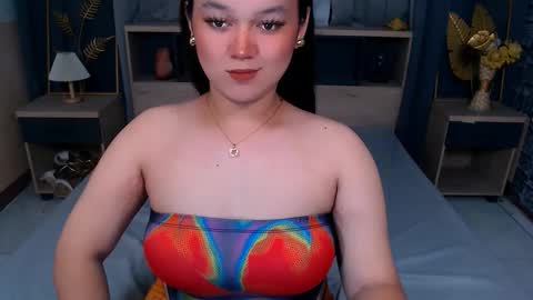 natasha_santiago5 online show from October 10, 9:30 am
