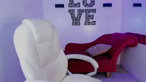 Natasha  online show from November 15, 4:25 pm