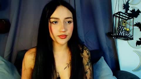 Snapshot of natashapride_ chatting on February 10, 5:09 pm Hello im Natti online show from February 10, 5:09 pm