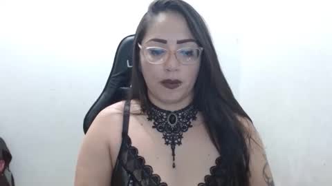 Natasha Smithe  online show from November 11, 1:27 am