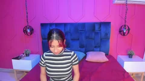 Snapshot of nataz_darcy chatting on May 6, 4:19 am Nataa online show from May 6, 4:19 am