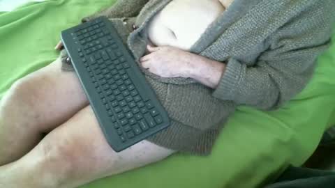 nate1x online show from December 4, 7:34 pm