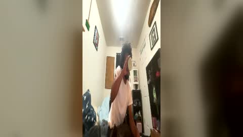 nate791758 online show from June 24, 4:22 am