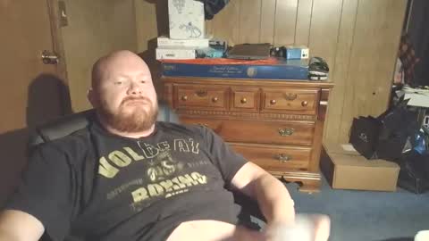 Snapshot of nate_b99 chatting on May 5, 10:40 pm Nate online show from May 5, 10:40 pm