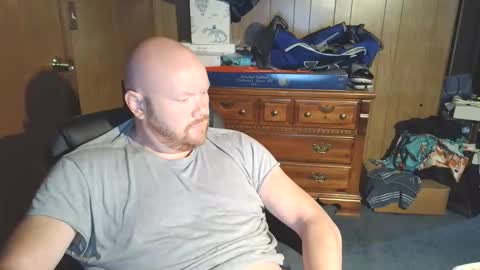 Snapshot of nate_b99 chatting on May 24, 12:43 pm Nate online show from May 24, 12:43 pm