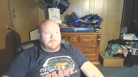 Snapshot of nate_b99 chatting on May 26, 11:34 pm Nate online show from May 26, 11:34 pm