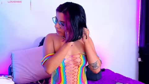 Snapshot of nath_redrex chatting on September 28, 11:32 pm Nath online show from September 28, 11:32 pm