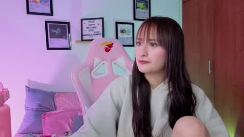 Nathalia Ramirez online show from March 6, 10:34 am