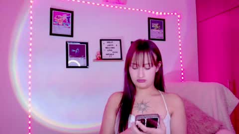 Snapshot of nathalia_ramirez_ chatting on June 26, 3:00 am Nathalia Ramirez online show from June 26, 3:00 am