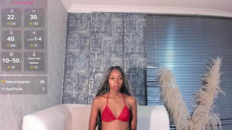 Snapshot of nathalyleen chatting on May 21, 9:00 pm online show from May 21, 9:00 pm