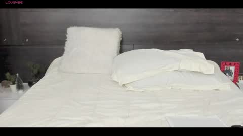 nathalyrae41 online show from April 8, 2:00 am