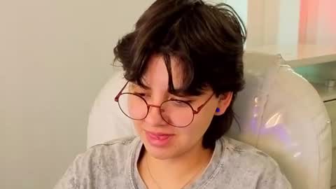 Snapshot of nathalyy_ds chatting on July 9, 6:56 pm nathalyy_ds online show from July 9, 6:56 pm