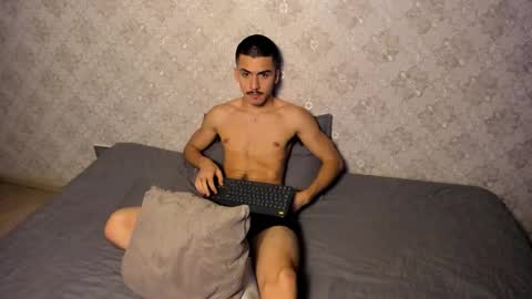 Snapshot of nathan_baker__ chatting on November 30, 7:18 pm nathan_baker__ online show from November 30, 7:18 pm