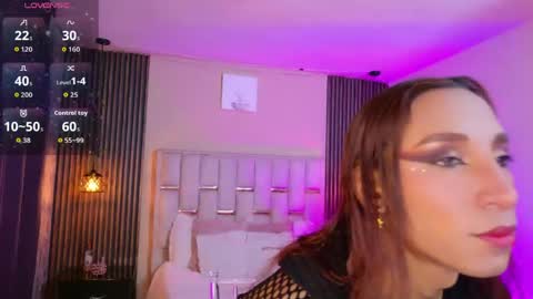 Snapshot of nathan_smithh chatting on May 19, 7:09 pm nathan smithh online show from May 19, 7:09 pm