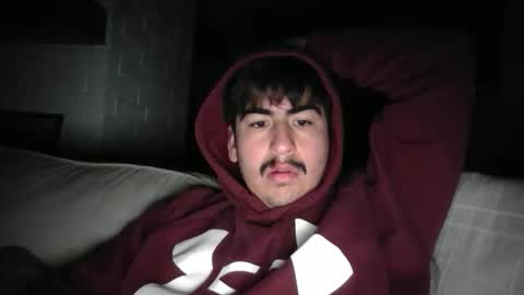 nathanielh07 online show from April 7, 11:43 am