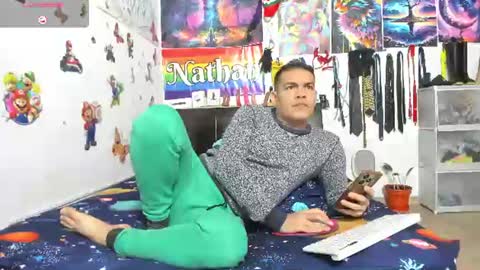 Snapshot of nathannathaniel chatting on June 29, 4:40 pm nathan nathaniel online show from June 29, 4:40 pm