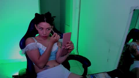 Snapshot of nathasha_bdsm_ chatting on February 25, 1:10 pm nathasha_bdsm_ online show from February 25, 1:10 pm