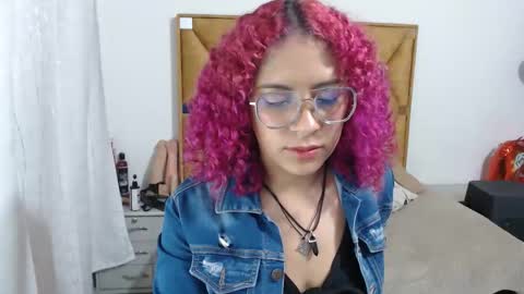 nathy_voyeur online show from April 25, 4:15 am