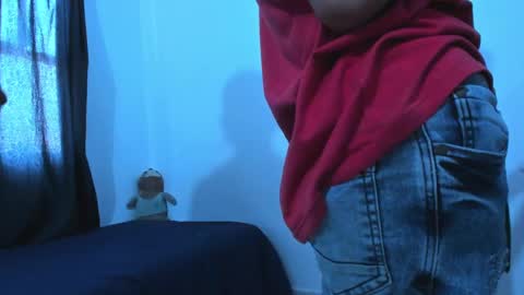 Snapshot of nati_sm chatting on December 12, 7:04 pm Nati online show from December 12, 7:04 pm