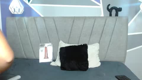 Snapshot of natihoran chatting on March 3, 12:06 am natihoran online show from March 3, 12:06 am