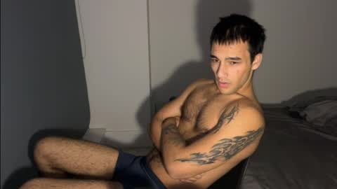 native_boy2 online show from April 5, 2:14 pm