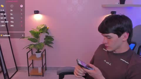 Snapshot of natte__ chatting on April 21, 10:23 pm Nathaniel online show from April 21, 10:23 pm